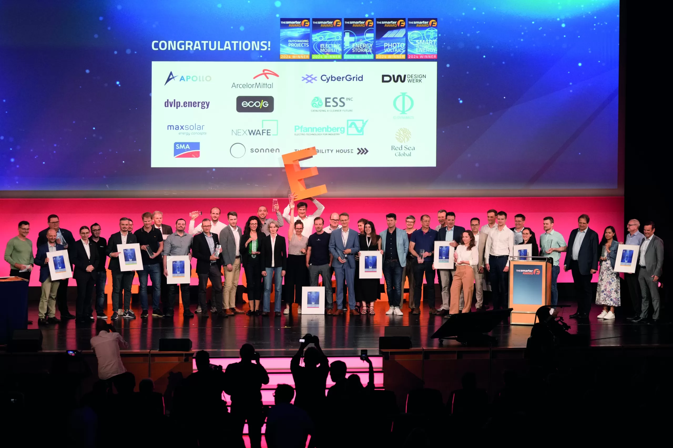 NexWafe Shines with The smarter E AWARD in Photovoltaics
